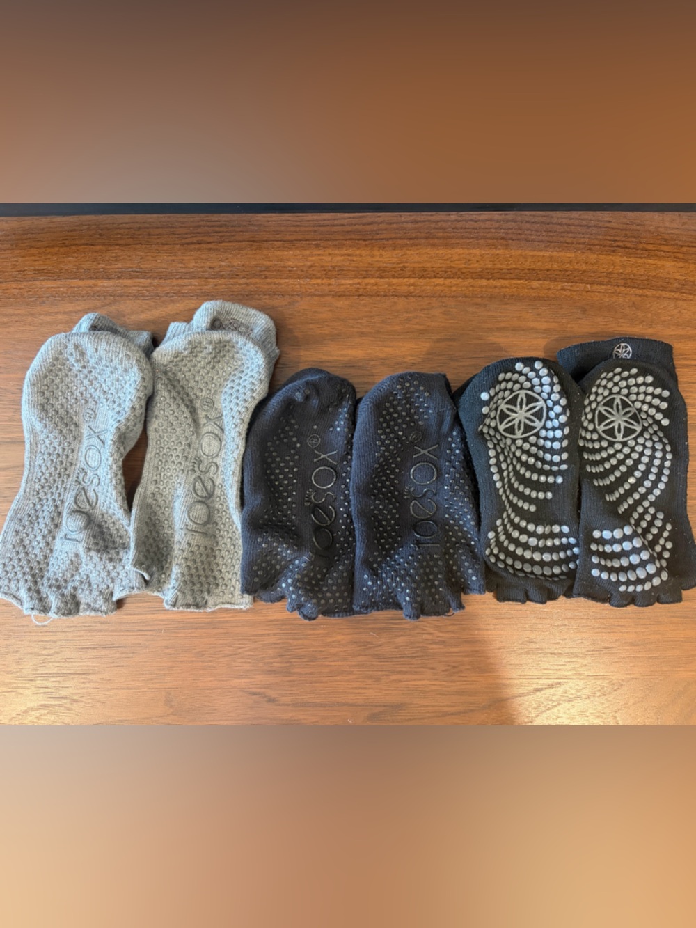 TOESOX GAIAM Set of 3 Toeless Ballerina Grip Socks Pilates Yoga M L Half toe